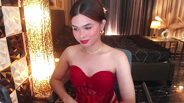 Snapshot of BigCockMaxineTS chatting on September 26, 2025, 9:32 pm BigCockMaxineTS online show from September 26, 2025, 9:32 pm