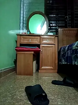 SexyQueen99 online show from April 4, 2026, 9:54 pm