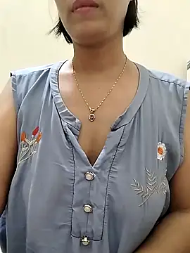love sexy090 online show from September 15, 2025, 11:49 pm