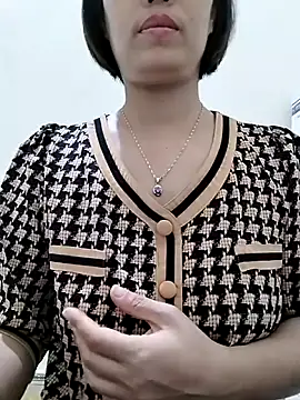 love sexy090 online show from November 13, 2025, 12:42 pm