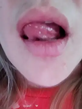 Snapshot of cameron_06 chatting on November 24, 2025, 6:30 pm cameron 06 online show from November 24, 2025, 6:30 pm