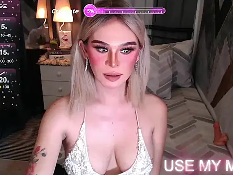 superhotangelxx online show from April 21, 2026, 3:46 am