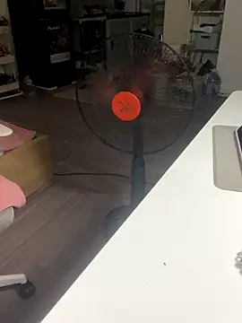 Mina048 online show from September 27, 2025, 6:03 pm