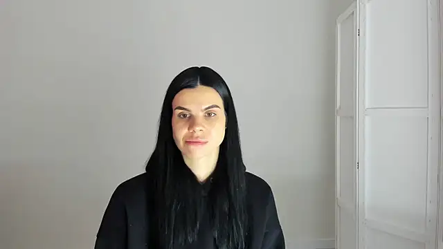 Amelisweett online show from October 25, 2025, 7:29 am