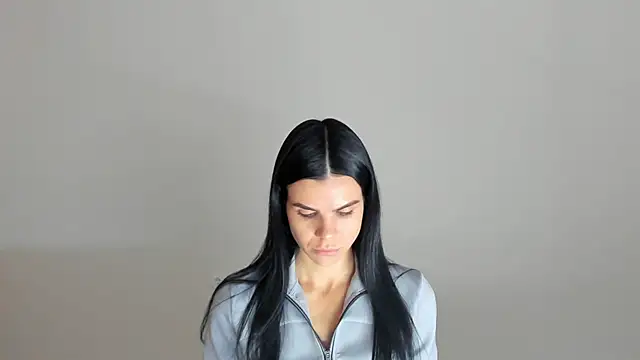 Amelisweett online show from September 27, 2025, 9:26 am