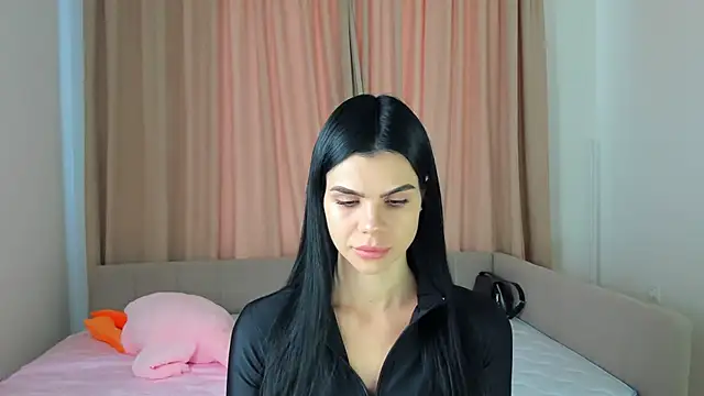 Amelisweett online show from September 19, 2025, 8:07 am