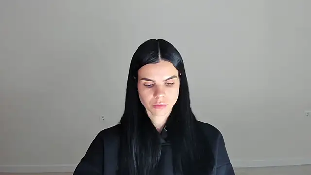 Amelisweett online show from October 2, 2025, 9:12 am