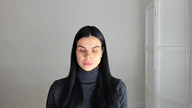 Amelisweett online show from October 24, 2025, 8:13 am