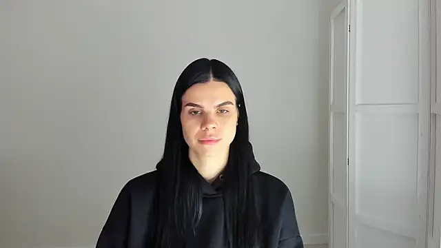 Amelisweett online show from October 15, 2025, 8:22 am