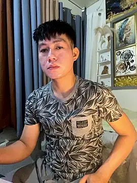 xshyboyx online show from January 12, 2026, 12:01 pm