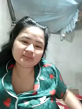 Snapshot of BigBoobs186 chatting on September 22, 2025, 12:27 am BigBoobs186 online show from September 22, 2025, 12:27 am