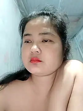 Snapshot of BigBoobs186 chatting on October 10, 2025, 3:57 pm BigBoobs186 online show from October 10, 2025, 3:57 pm