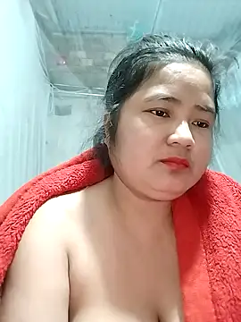 Snapshot of BigBoobs186 chatting on October 24, 2025, 11:04 pm BigBoobs186 online show from October 24, 2025, 11:04 pm