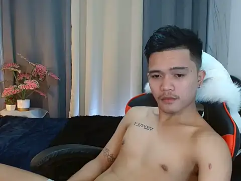 YourNaughtyTwink 69 online show from March 25, 2026, 7:57 pm