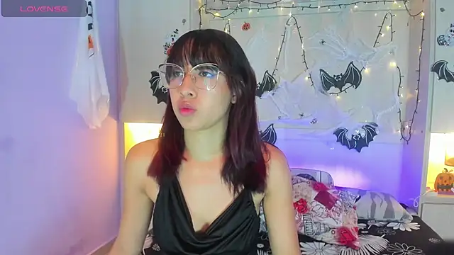 Snapshot of CamiGox chatting on October 31, 2025, 12:35 pm CamiGox online show from October 31, 2025, 12:35 pm