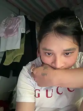 Linbi135 online show from April 12, 2026, 10:40 am