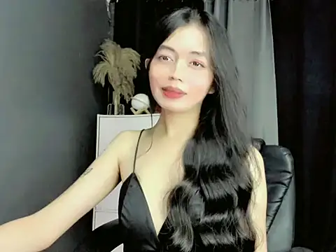 Snapshot of LexiLove chatting on November 14, 2025, 9:46 am LexiLove online show from November 14, 2025, 9:46 am