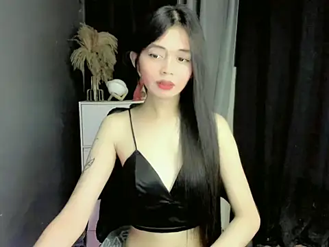 Snapshot of LexiLove chatting on November 5, 2025, 1:36 pm LexiLove online show from November 5, 2025, 1:36 pm