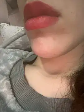 Mimisixo online show from February 18, 2026, 12:19 am