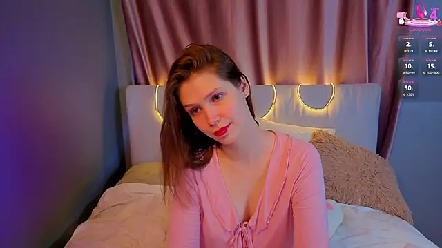 Snapshot of BeatrixCarIeton chatting on September 30, 2025, 6:47 pm BeatrixCarIeton online show from September 30, 2025, 6:47 pm