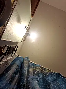 Cnutt310 online show from October 21, 2025, 6:57 am