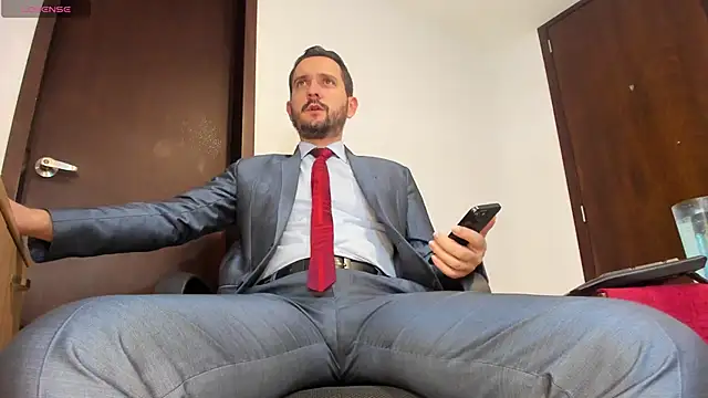 KarlBoss1 online show from October 15, 2025, 10:56 am