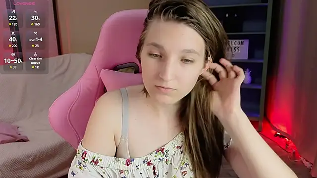 Mia Myles online show from October 10, 2025, 10:38 am