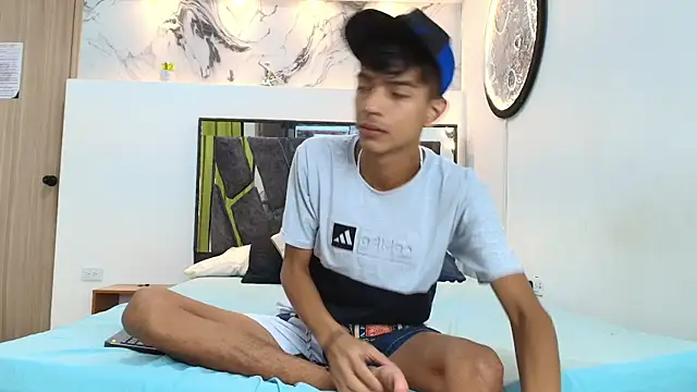 Snapshot of PRETTY_SEX1 chatting on September 18, 2025, 7:11 am PRETTY SEX1 online show from September 18, 2025, 7:11 am