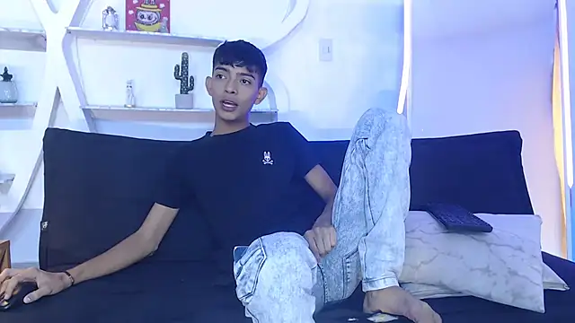 Snapshot of PRETTY_SEX1 chatting on October 11, 2025, 1:23 pm PRETTY SEX1 online show from October 11, 2025, 1:23 pm