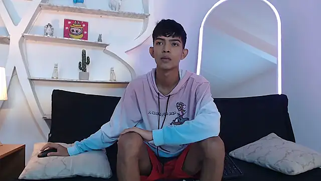 Snapshot of PRETTY_SEX1 chatting on October 1, 2025, 1:15 pm PRETTY SEX1 online show from October 1, 2025, 1:15 pm