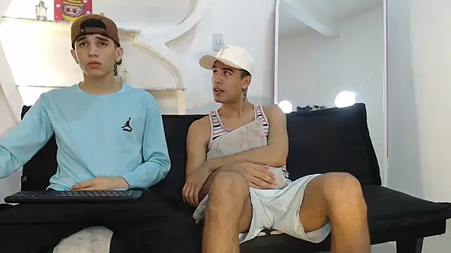 RED EMPIRE online show from October 23, 2025, 1:26 am