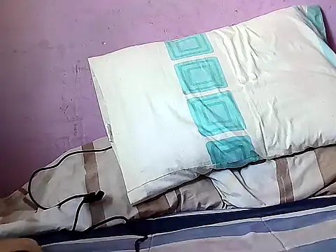 Snapshot of ivan11_16 chatting on November 5, 2025, 6:22 pm ivan11 16 online show from November 5, 2025, 6:22 pm