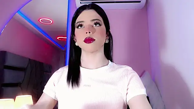 Snapshot of SabrinaAbasali chatting on October 25, 2025, 8:42 pm SabrinaAbasali online show from October 25, 2025, 8:42 pm