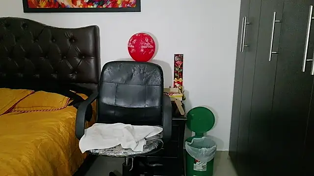 Snapshot of Grace_mature_milf chatting on July 18, 2026, 12:36 pm Grace mature milf online show from July 18, 2026, 12:36 pm