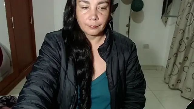 Vivian milf paint online show from October 10, 2025, 2:23 am