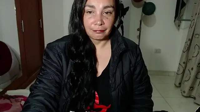 Vivian milf paint online show from October 7, 2025, 3:18 am