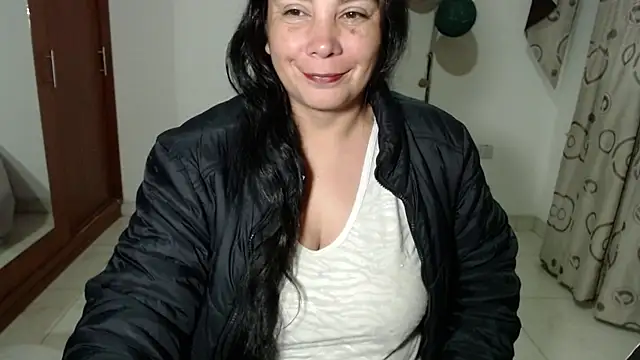 Vivian milf paint online show from October 24, 2025, 3:16 am