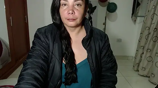 Vivian milf paint online show from October 16, 2025, 2:53 am