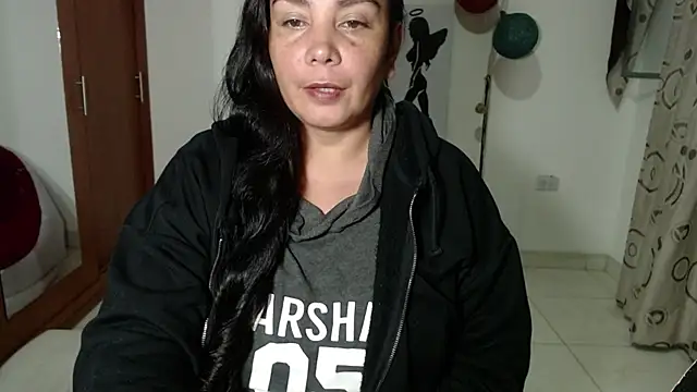 Vivian milf paint online show from October 1, 2025, 4:06 am