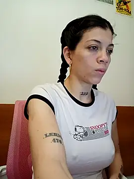 Paula Alameda online show from September 12, 2025, 8:14 am