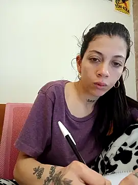 Paula Alameda online show from September 13, 2025, 1:22 pm