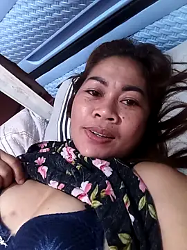 sexybitch 02 online show from April 1, 2026, 11:33 am