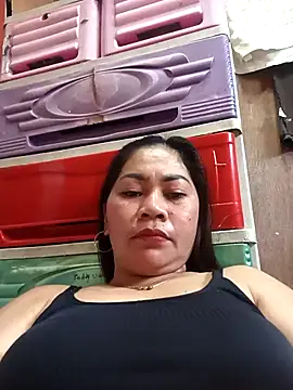 sexybitch 02 online show from February 6, 2026, 5:25 am