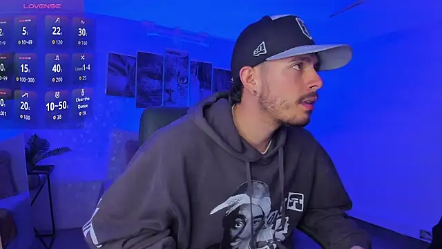 nils saint online show from December 20, 2025, 3:42 am