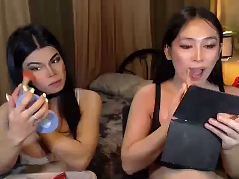 Snapshot of MALICIOUS_EVA chatting on October 6, 2025, 10:32 pm MALICIOUS EVA online show from October 6, 2025, 10:32 pm