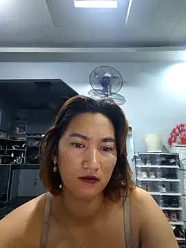 lustlushlady6 online show from December 3, 2025, 8:52 pm