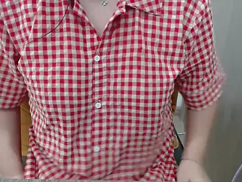 Zhi  2k6 online show from October 2, 2025, 6:11 pm