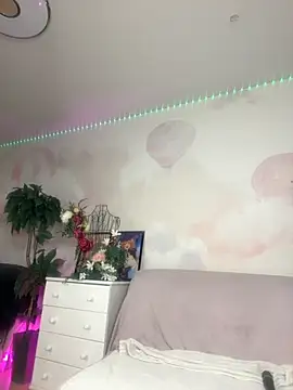 Snapshot of Lets_Fun chatting on September 23, 2025, 10:17 pm Lets Fun online show from September 23, 2025, 10:17 pm