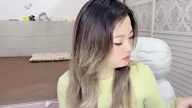 Holiland online show from October 5, 2025, 2:35 am