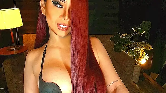 Snapshot of KarlaFrost chatting on July 18, 2026, 1:25 am KarlaFrost online show from July 18, 2026, 1:25 am